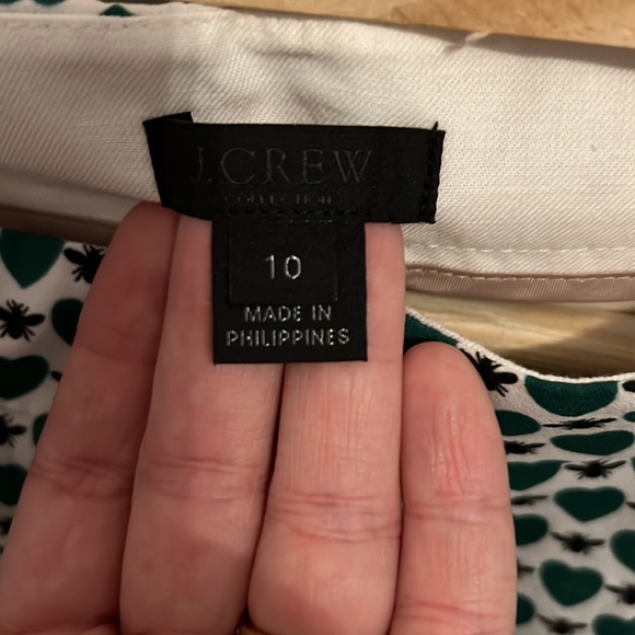 Collection Bee Print Shorts - Picture 3 of 3